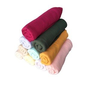 Tissu Mousseline Froissée Double Couche en <span class=keywords><strong>Coton</strong></span> Biologique Peigné 40*40 108*84 120GSM pour Doublure <span class=keywords><strong>de</strong></span> Vêtements <span class=keywords><strong>de</strong></span> Bébé et Chemises - Vente Chaude - Product Image 3