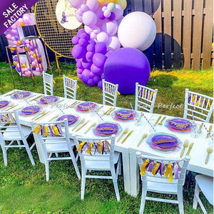 Chaise Chiavari Blanche Empilable pour Enfants – Mobilier de Réception et Événements – Vente Directe Usine - Product Image 1