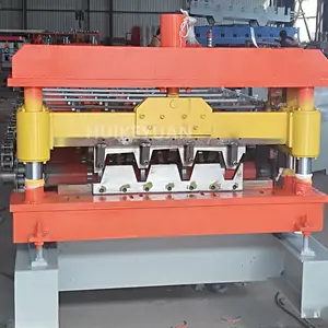 Hochbeliebte Metalldach-Dek-Blätter-Rollmaschine