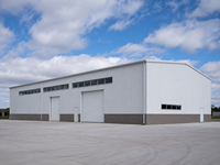 Structure en acier préfabriquée pour entrepôt industriel, atelier, garage, bâtiment de stockage, avec cadre métallique rigide et durable