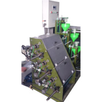 Machine à fabriquer des mèches humides pour feux d'artifice pyrotechniques