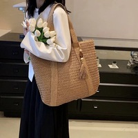 Sac de plage à bandoulière en paille tendance, en tissu tressé avec pompon et fermeture éclair, grand cabas tissé avec doublure en polyester