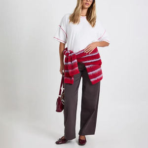 Camiseta Holgada de Verano de Alta Calidad Personalizada con Cuello Redondo y Costuras en Contraste para Mujer - Product Image 3