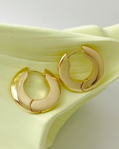 <span class=keywords><strong>Orecchini</strong></span> a Cerchio in <span class=keywords><strong>Oro</strong></span> Massiccio 18K per Donne, Vero <span class=keywords><strong>Oro</strong></span> Giallo 18K, <span class=keywords><strong>Orecchini</strong></span> Chunky Huggie, <span class=keywords><strong>Gioielli</strong></span> in <span class=keywords><strong>Oro</strong></span> Massiccio 3D, <span class=keywords><strong>Gioielli</strong></span> Au750 - Product Image 1