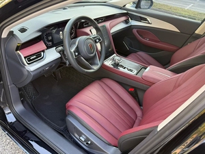 Hongqi H5 d'occasion de luxe 2022 1.5T Essence Berline intermédiaire Automatique Euro VI 150-200 ch Conduite à gauche - Product Image 5