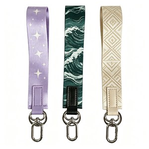 Nouveaux porte-clés légers en polyester et alliage de zinc, ornements transfrontaliers pour sacs et vêtements, pendentifs personnalisés pour bracelets et cordons de poignet - Product Image 1