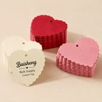 Étiquettes volantées personnalisées rouge profond, forme romantique découpée, impression dorée, pour boutique, mariage, cadeau