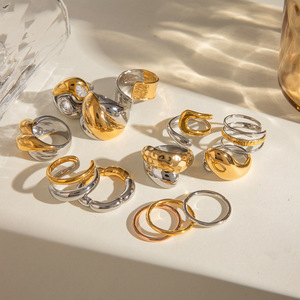 Anello di Alta Moda Americana in Acciaio Inossidabile Color Oro con <span class=keywords><strong>Micro</strong></span> Pavé Vintage Liscio Tendenza Social Media per Donne Non Sbiadisce - Product Image 3