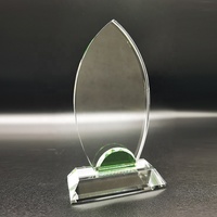 Trophée en cristal créatif de luxe Premium lettre personnalisée Trophée en cristal iceberg personnalisé