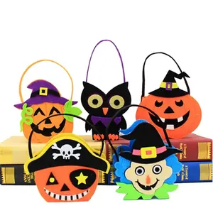All'ingrosso portatile Halloween feltro Tote Basket a forma di zucca secchio di caramelle borse di Halloween