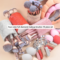 Ensemble de pinceaux de maquillage professionnels de luxe en poils synthétiques avec manche en bois rose diamanté, pinceau correcteur et pinceau à raser de haute qualité orné de strass