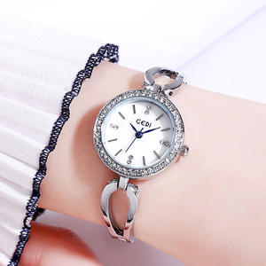 Nuevo reloj de mujer con incrustaciones de diamantes, versátil y elegante, con brazalete de aleación, resistente al agua, reloj de cuarzo para estudiantes. - Product Image 5