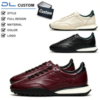 Sneakers rétro unisexes personnalisées à lacets, dessus en cuir pleine fleur, semelle à pointes, logo personnalisé, OEM ODM, chaussures décontractées