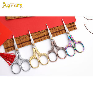 Petits ciseaux exquis en acier inoxydable rétro fleur de prunier pour coiffures à usage domestique Commande minimum 10 pièces - Product Image 3