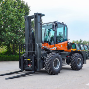 MDT G-072 2.5 3 3.5 4 5 6 7吨叉车越野4WD 4x4全崎岖地形叉车柴油叉车价格出售 - Product Image 1