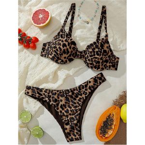 Ensemble bikini deux pièces push-up imprimé guépard pour femme, maillot de bain dos nu coupe coquine en spandex et polyester - Product Image 2