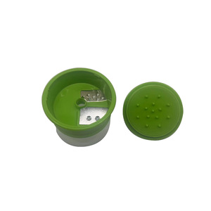 MOOREDLIFE <span class=keywords><strong>Coupe</strong></span>-<span class=keywords><strong>légumes</strong></span> spiraliseur 4-en-1 en acier inoxydable, éplucheur facile à nettoyer, manuel, pour <span class=keywords><strong>spaghetti</strong></span>, courgettes, carottes - Product Image 3