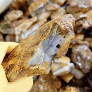 Agate naturelle torsadée, jadeite brute, matériau pour la sculpture de bijoux, spécimen de minerai - Product Image 5