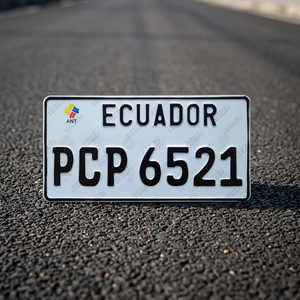 Fabricante de Matrículas de Vehículos en Ecuador para Autos, Motos y Vehículos Comerciales - Product Image 1