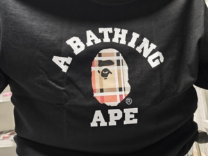 2026 11 Versione Alta Qualità Disponibile Maglietta con Stampa Lettering Bathing Ape, T-shirt Bapees di Design alla Moda, Maglietta Bapees Stampata Trendy da Uomo28 - Product Image 6