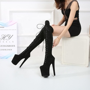 Nouvelles bottes cuissardes en daim imitation, sexy, à talon haut de 20 cm, pour femmes, idéales pour la pole dance, les soirées et la scène. - Product Image 2