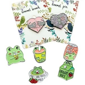 Wsnbwye Metall-Löffel-Anstecknadeln, Designer-Emaille-Pins für Anime-Sublimation, DIY-Kleidung, kostenlose Muster, Metall-Anstecknadeln - Product Image 1