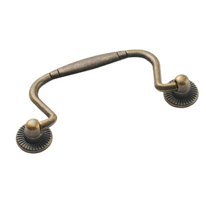 Tirador de Gabinete B-139, Bronce Antiguo, Aleación de Zinc, 78 mm, Estilo Tradicional, Tirador de Cajón - Product Image 5