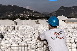 White Carrara <b>Pebbles</b> 3-8mm - 25kg bags Natural <b>Stone</b> White Marble <b>Pebbles</b> - Product Image 5