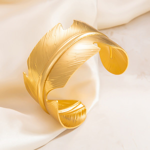 Geometric Wide Stainless Steel <b>Bracelet</b> 18K <b>Gold</b> Plated <b>Adjustable</b> Unisex Fashion Jewelry Made in Yiwu - Product Image 4