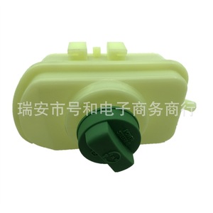 ถังน้ำมันพวงมาลัยเพาเวอร์ HuanRui รุ่น S11-3408010 พร้อมฝาปิด สำหรับรถยนต์ Chery QQ Tiggo ชิ้นส่วนพลาสติก - Product Image 2