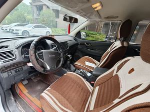 รถกระบะมือ<span class=keywords><strong>สอง</strong></span> Isuzu Lingtuo ปี <span class=keywords><strong>2020</strong></span> เครื่องยนต์ดีเซล 2.5T ขับเคลื่อน 4 ล้อ ราคาถูก พร้อมส่ง ขายส่ง มีรถในสต็อก - Product Image 3