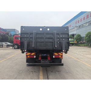 Grúa de Plataforma Plana HOWO 4X2 de 10 Toneladas |   Camión de Rescate Hidráulico Diésel Weichai de 220HP, Directo de Fábrica - Product Image 2