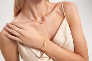 Popular New Brass Rose <b>Gold</b> Charm <b>Bracelet</b> with Magic Cube and CZ Fashion-Designed Fine Chain and Link <b>Bracelet</b> - Product Image 4