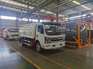 Dongfeng Transmisión manual Camión de transporte de combustible 5000-10000 litros Aleación de aluminio Petrolero Nuevo Euro 5 Diesel Compatible - Product Image 5