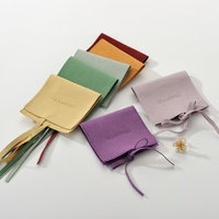 Boîte de rangement à bijoux en velours avec nœud papillon et couvercle rabattable, idéale pour bagues, boucles d'oreilles et colliers, portable pour le voyage