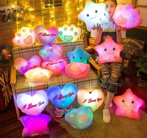 Bán Hot Mẫu Miễn Phí Đầy Màu Sắc Led Tùy Chỉnh Plush <span class=keywords><strong>Shining</strong></span> Led Light Gối Nhồi Bông Hình Dạng Ngôi Sao Mềm Gối Để Bán - Product Image 5