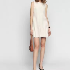 กระโปรงเดรสผ้าฝ้ายจีบสไตล์โบฮีเมียนลำลองสำหรับผู้หญิง ODM รุ่นใหม่ ไซส์พลัส แฟชั่นเรียบง่ายสำหรับฤดูร้อนและฤดูใบไม้ผลิ ลายทอเรียบ - Product Image 4