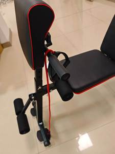 Banco de Ejercicios Multifuncional Plegable y Ajustable, Banco de Pesas para Gimnasio con Banda de Resistencia - Product Image 6
