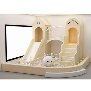 พื้นที่เล่นมินิสำหรับในร่มสีขาวและสีชมพูอ่อนพร้อมสไลด์สำหรับสนามเด็กเล่นในร่ม - Product Image 2