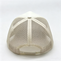 Cappellino Trucker Personalizzato a 5 Pannelli con Stampa a Rilievo, Faccina Sorridente, Frontale in Schiuma Elastica e Retro in Rete, Regolabile