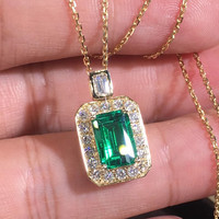 Kadınlar için Zümrüt Kesim CZ Halo Kolye, 4mm, Altın Kaplama Pirinç, Gösterişli Saray Stili, Altın
