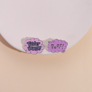 เข็มกลัดโลหะรูปตัวการ์ตูนสีม่วงระเบิดคำวิเศษสำหรับหมวก - Product Image 4