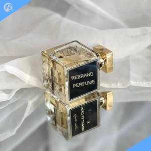 Perfume Personalizado <span class=keywords><strong>para</strong></span> Mujer, Perfume Árabe Oud, Perfume de Larga Duración, Aceite de Perfume de Alta Gama al por Mayor en Dubái - Product Image 4