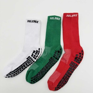 Hot Sell Anti Slip Custom Soccer Stockings Non-Slip <strong>Football</strong> Sport <strong>Kids</strong> Crew <strong>Grip</strong> <strong>Socks</strong> - Product Image 1