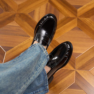 Mocasines de Cuero Genuino Elegantes y Modernos para Hombre, Zapatos de Punta Redonda de Marca Británica de Alta Gama para Boda - Product Image 4