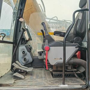 Excavatrice sur chenilles d'occasion Sany 13 tonnes SY135C, excavatrices d'occasion SY205C SY75C SY215C SY235C SY365H à vendre à bas prix - Product Image 5