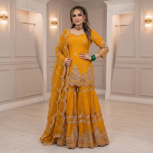 Ensemble Salwar Kameez trois pièces pour femme, tissé et brodé, jaune, avec haut court et dupatta, idéal pour les mariages et les festivals - Product Image 1
