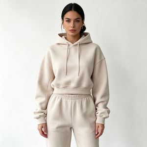 Completo Invernale da <span class=keywords><strong>Donna</strong></span>: Felpa con Cappuccio e <span class=keywords><strong>Pantaloni</strong></span> della <span class=keywords><strong>Tuta</strong></span>, Due Pezzi, Spalle Cadenti, Vestibilità Ampia, in Pile Pesante di Cotone con Stampa Serigrafica - Product Image 2