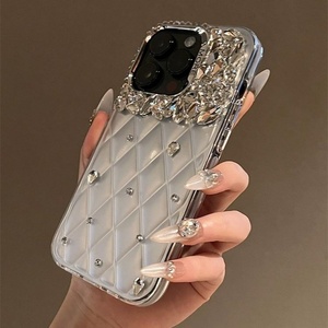 เคสโทรศัพท์ iPhone 16 Pro Max ลายเพชรหรูหรา ดีไซน์สวยงาม เหมาะสำหรับ iPhone 15 รุ่นแฟชั่น 14 - Product Image 3