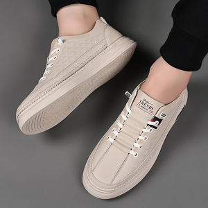 Zapatos Casuales de Verano para Hombre, Transpirables, de Malla, Sin Cordones, con Punta Redonda, Blancos, Estilo Deportivo, con Patrón Geométrico y Suela de Goma - Product Image 3